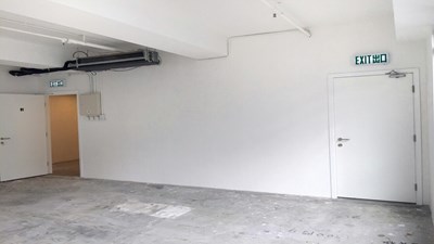 Brand New Renovated Office in Chai Wan   柴灣國貿中心全新裝寫字樓